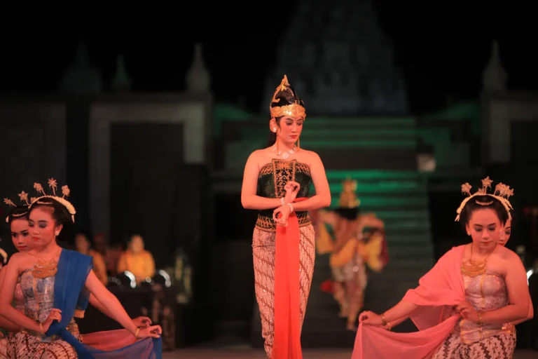 Ramayana Ballet Candi Prambanan Yogyakarta