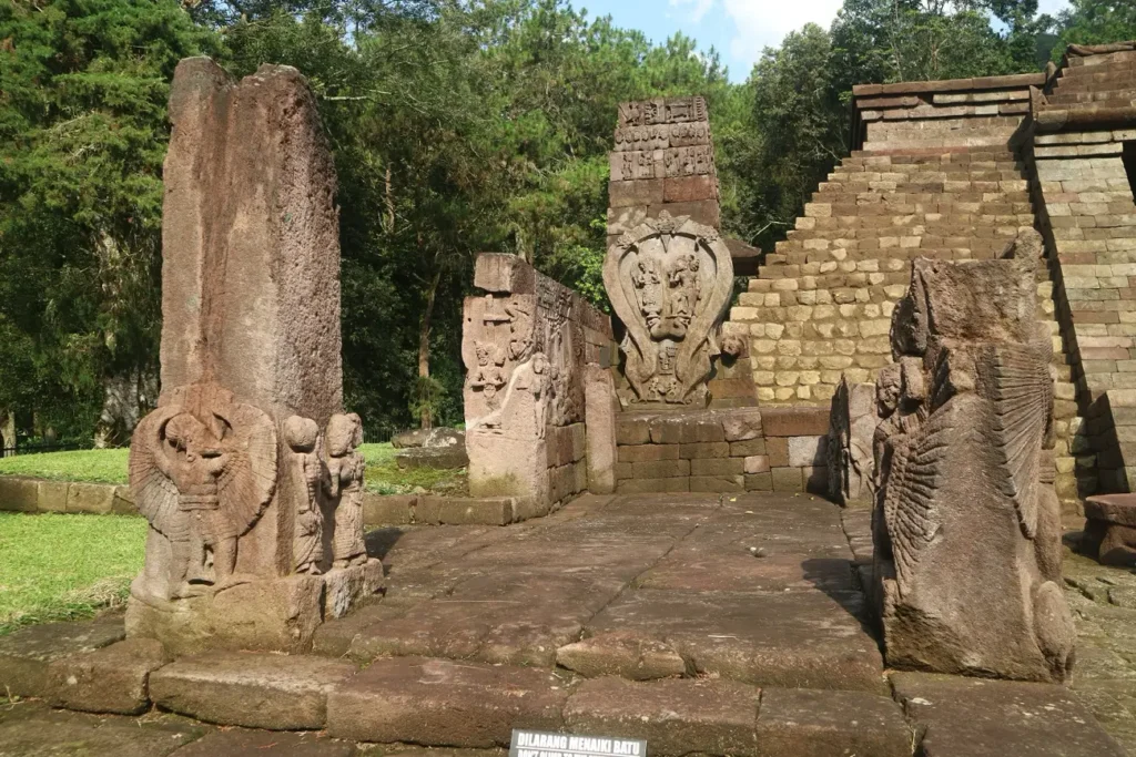 Bondjava Travel Trip Wisata