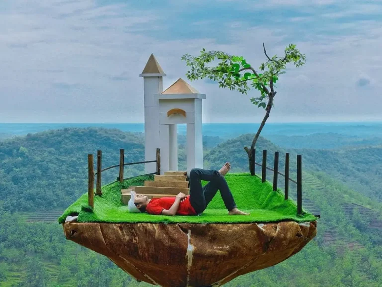 Bukit Panguk Kediwung Yogyakarta