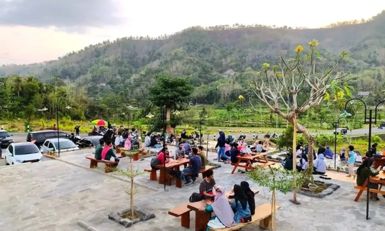 Kopi Klotok Yogyakarta () ()