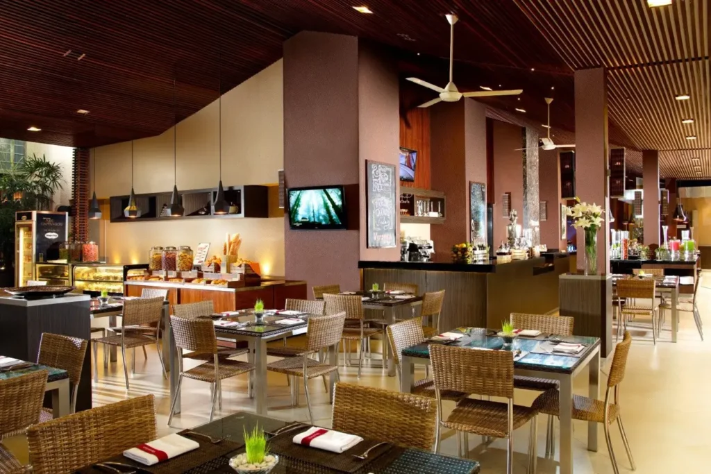 resto alfresco Eastparc Hotel Yogyakarta